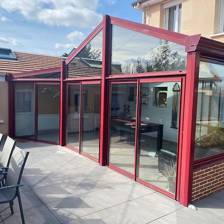 Dependance Avec Billard A Proximite Zenith Rouen Hotel Le Grand-Quevilly Exterior photo